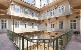 Leda'S Apartment Next To The Danube And Fashion Street